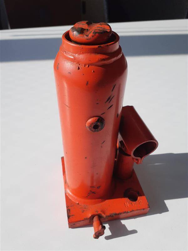 ジャッキ 工具付き マサダ製作所 NP-4 4トン(中古)