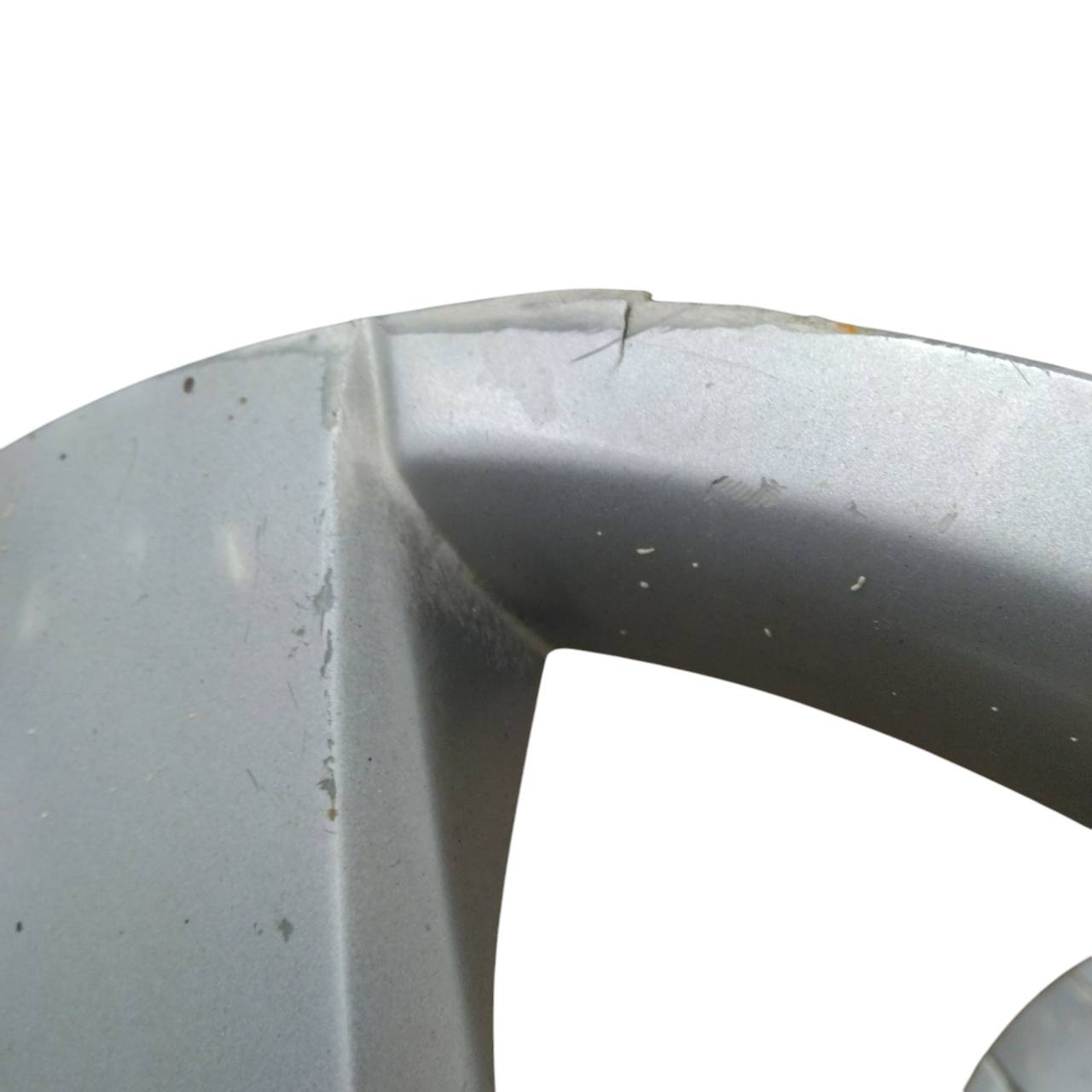 ホイールキャップ トヨタ ハイエースで使用(中古)