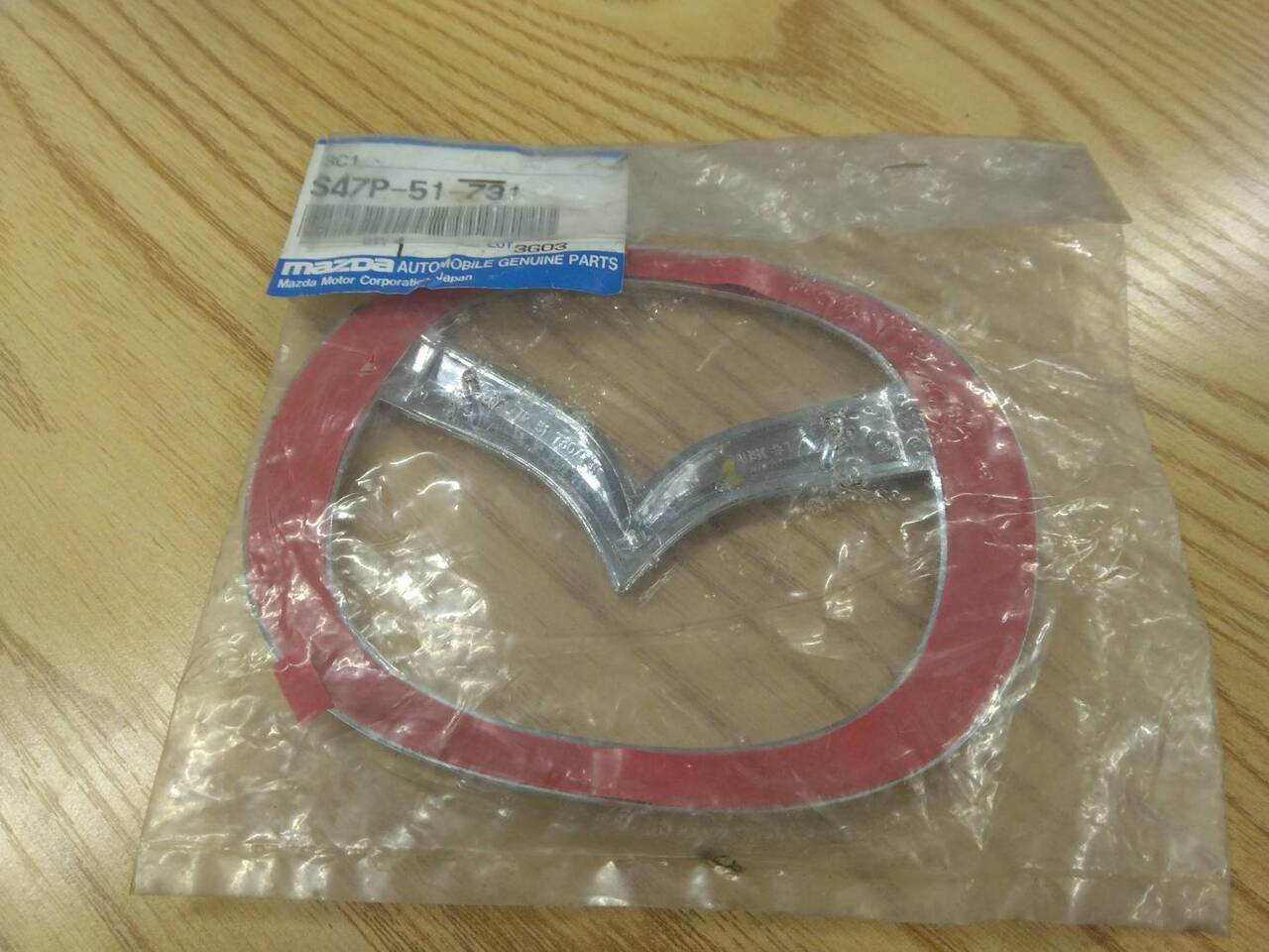 エンブレム マツダ SK54Tから取り外し(中古)