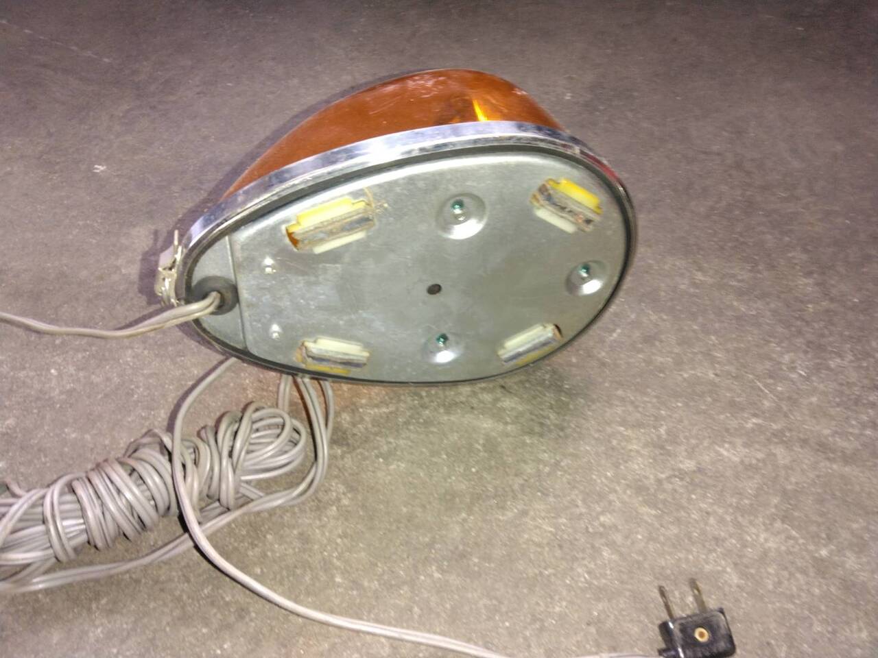 パトランプ 一つ 小糸製作所 GFL-2N-C (中古)