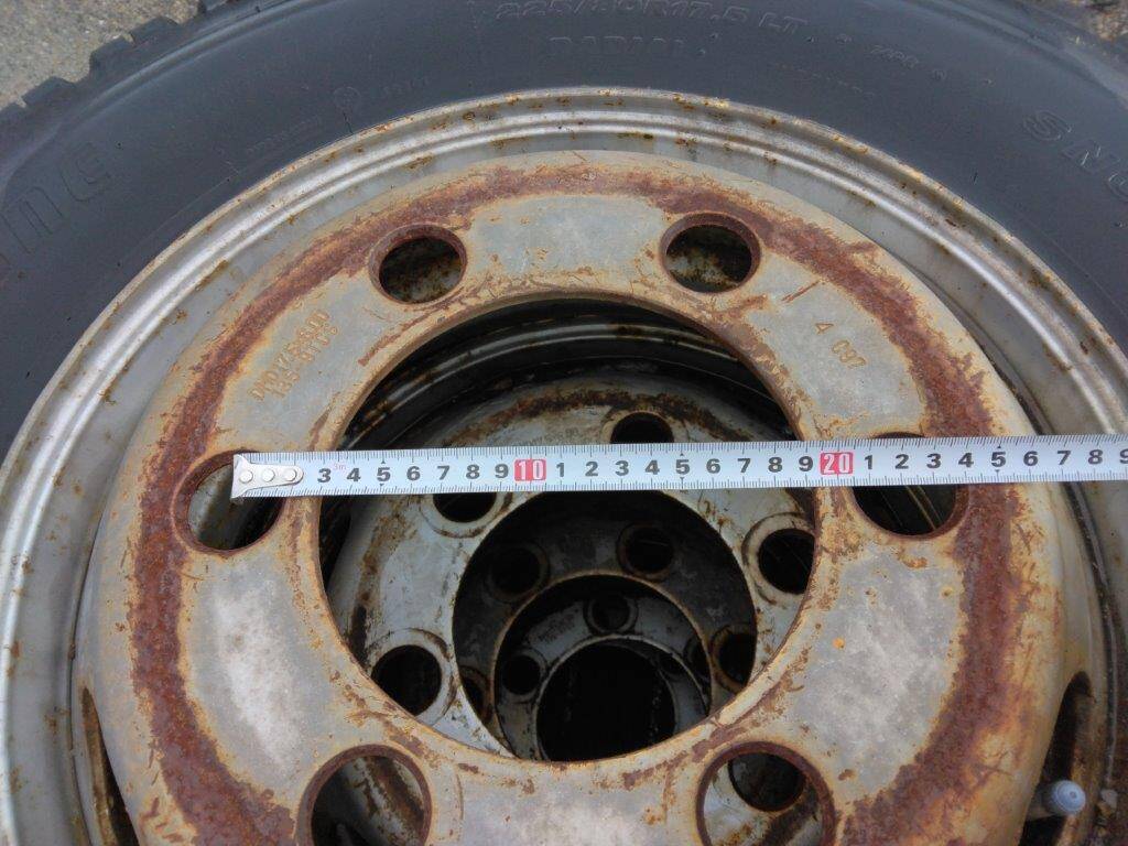 弥富纏め売り タイヤ スタッドレス5本セット ブリジストン 225/80R17.5 LT 14PR(中古)