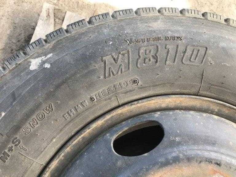 弥富纏め売り タイヤ スノー4本 ブリジストン 195/85R16 114/112L LT (中古)