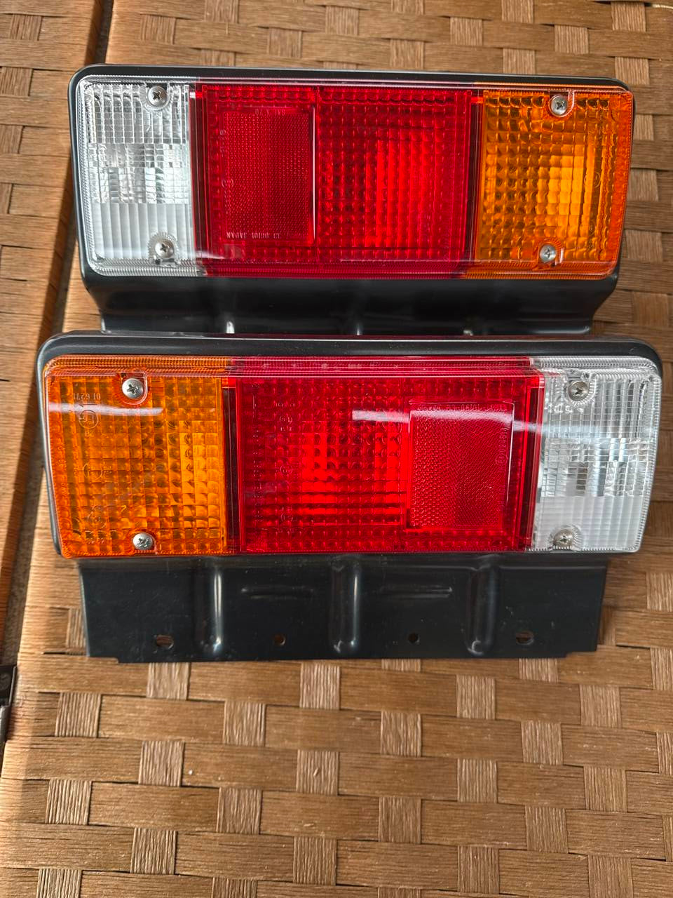 トラック用 オールLEDリアコンビネーションランプ 2連タイプ トヨタ(中古)