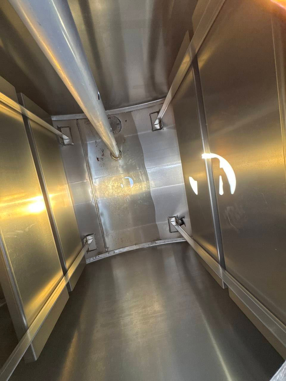 タンク タンクローリー タツノ L10A 容量 950L 【購入前確認可】 (中古)