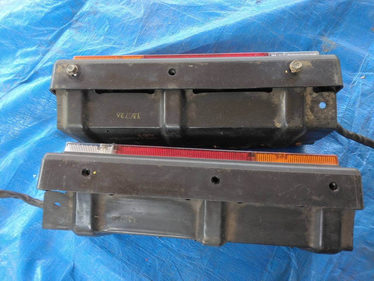 テールランプ キャンター TQG-FEB73 左右 MK580766(中古)