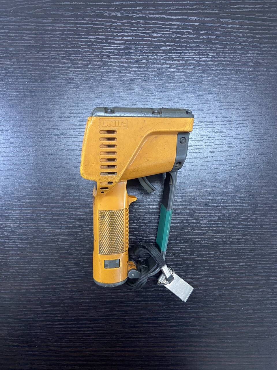 ラジコン 送信機 UNIC 【通電確認済み】(中古)