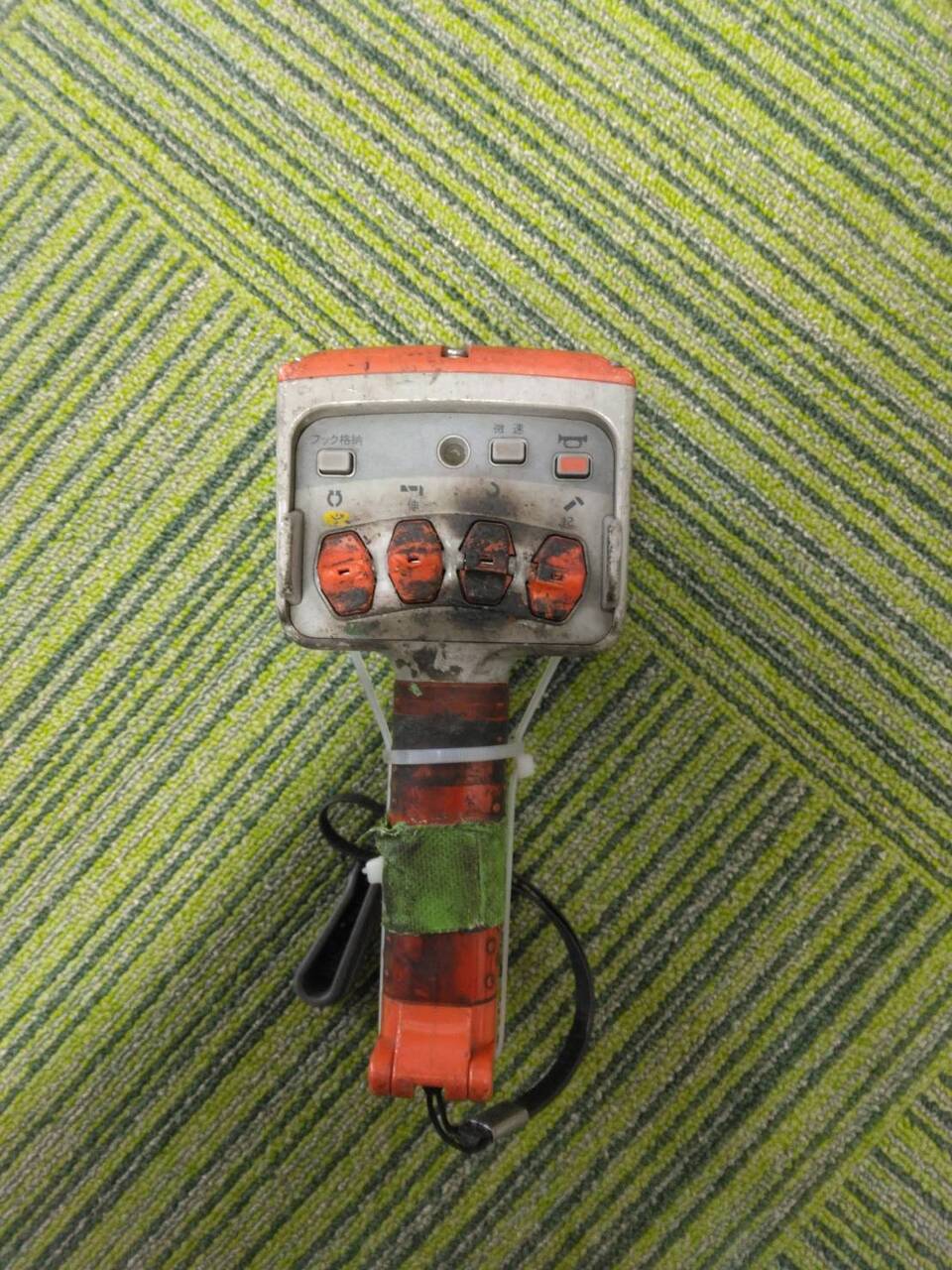 ラジコン 送信機のみ ユニック RC-100T(中古)