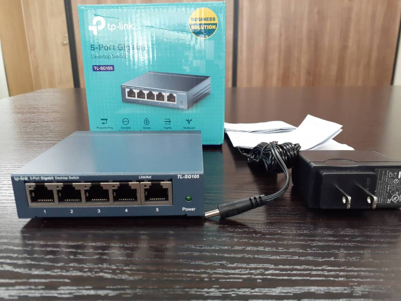 ギガハブ tp-link 5ポートハブ TL-SG105(中古)