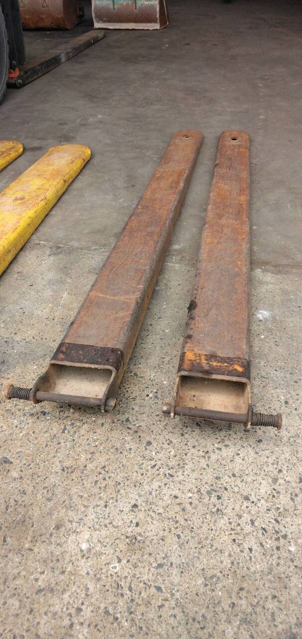 サヤ フォークリフト 約 160㎝×幅 約12㎝(中古)
