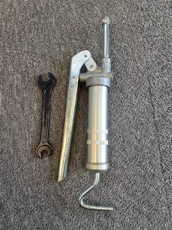 グリースガン 手動 ダイヤ精工 (中古)