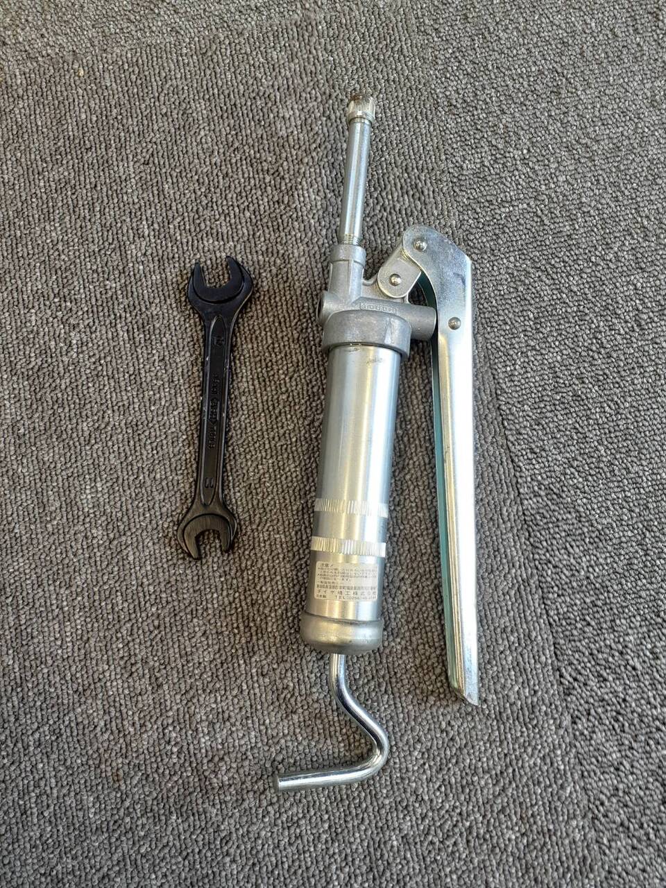 グリースガン 手動 ダイヤ精工 (中古)