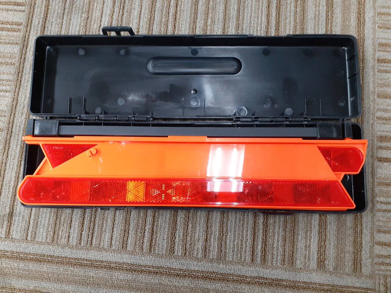 三角版 ケース あり(中古)