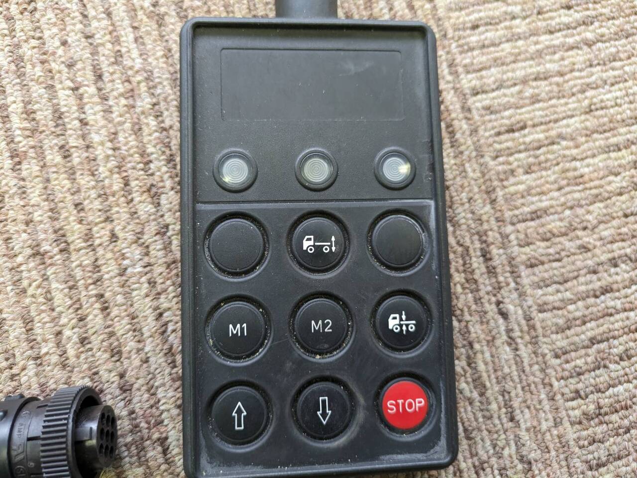 エアサスコントローラー ティーアール(中古)