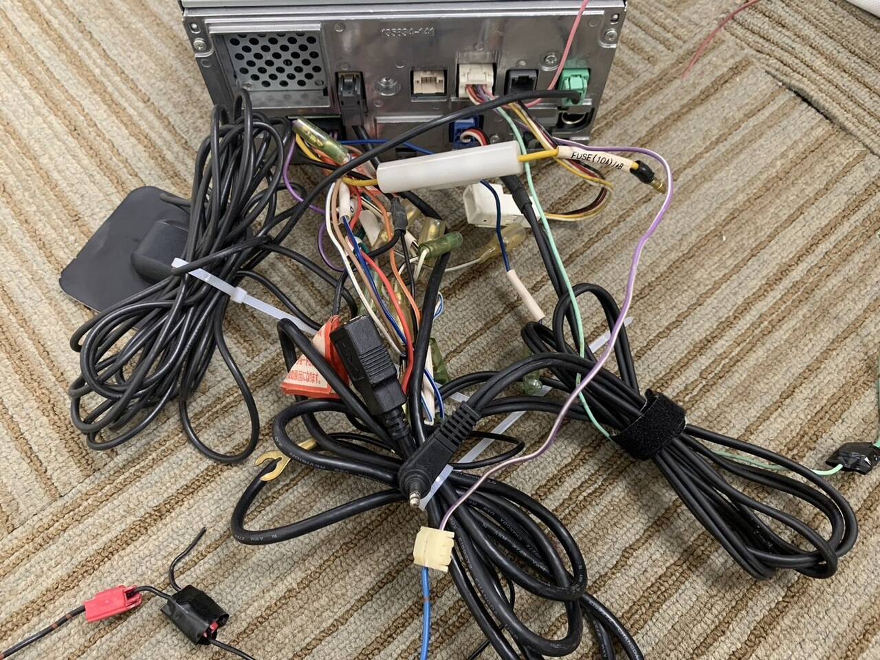 ナビ 富士通テン AVN112MRC(中古)