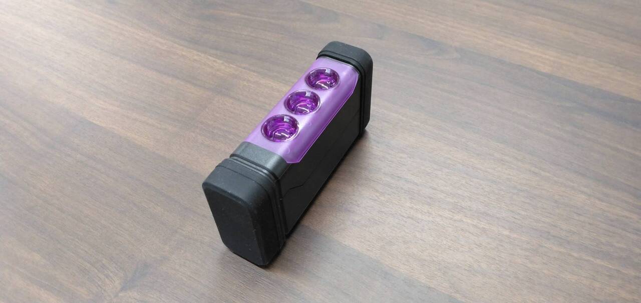 エーモン パープルセーバー 三角表示 6910(中古)
