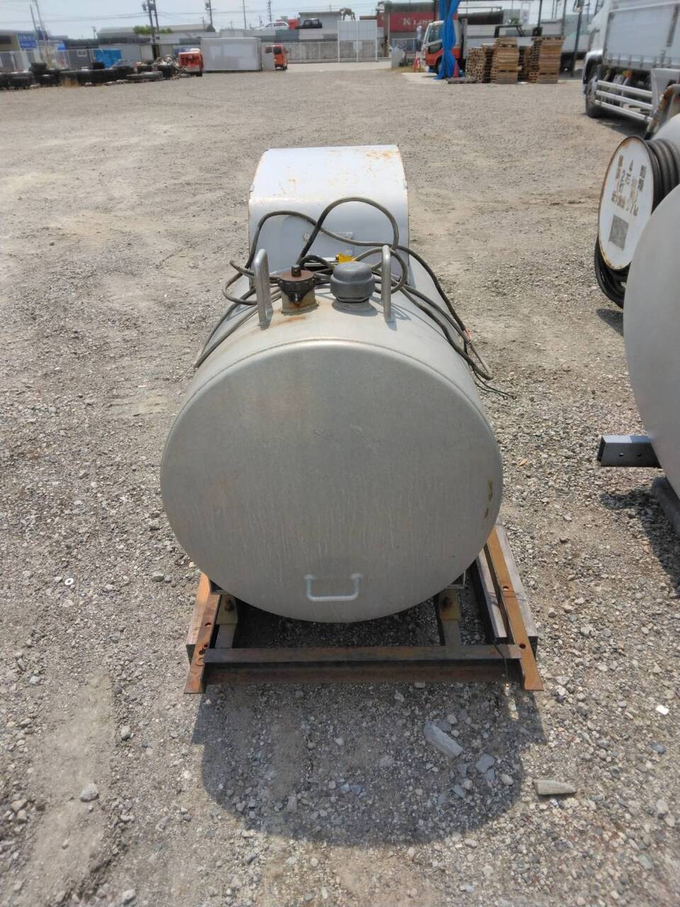 タンク MK LORRY 330L (中古)