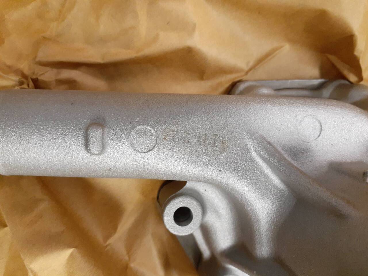 ウォーターポンプ 部品 ID22 (中古)