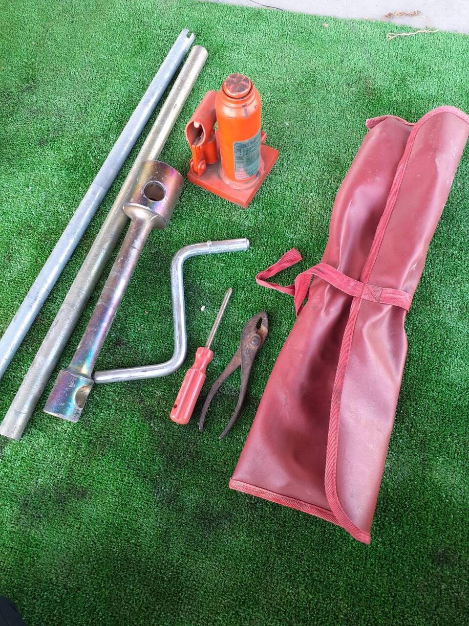 ジャッキ 工具付き 3トン(中古)