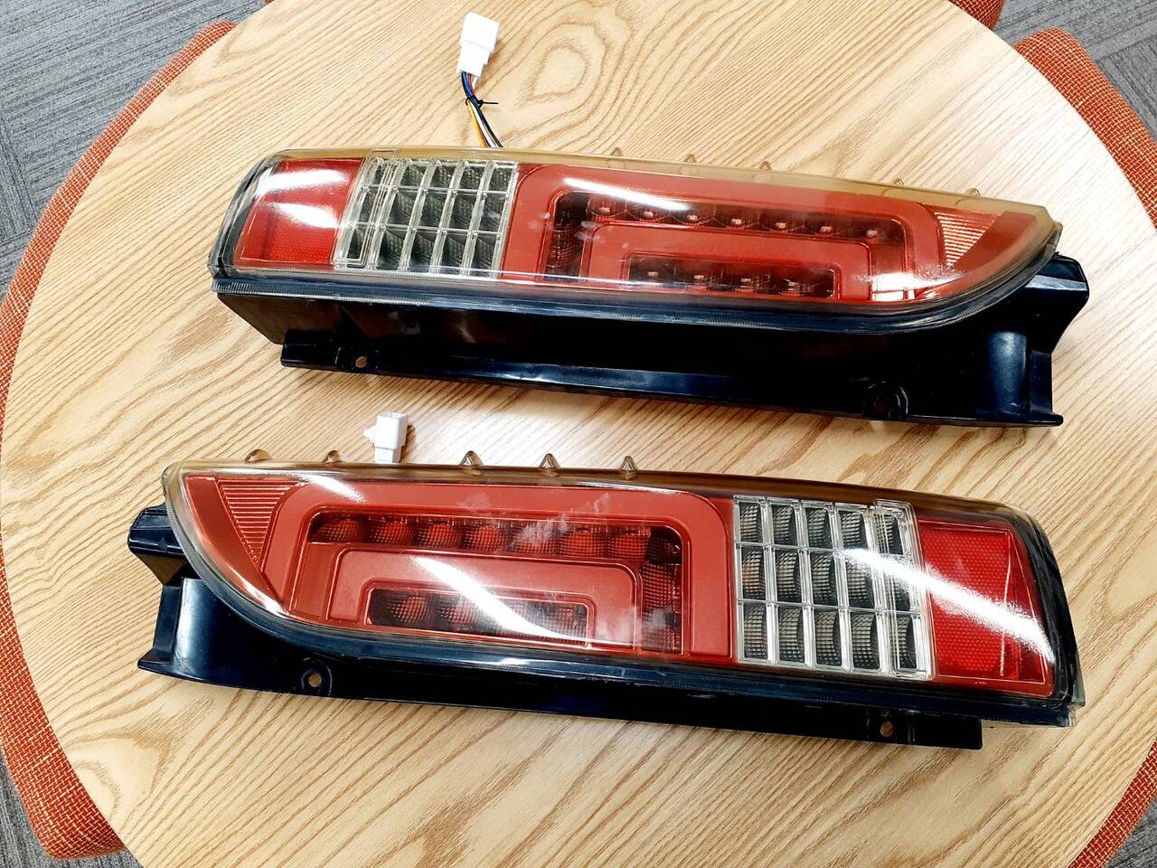 テールランプ ハイエース(中古)