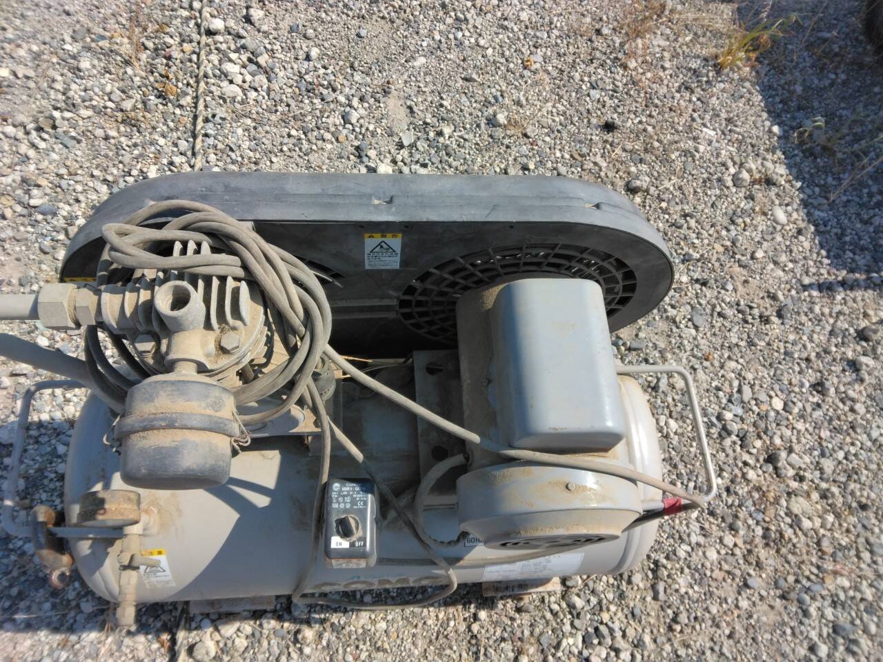 コンプレッサー ANECT IWATA TFP7-10(中古)