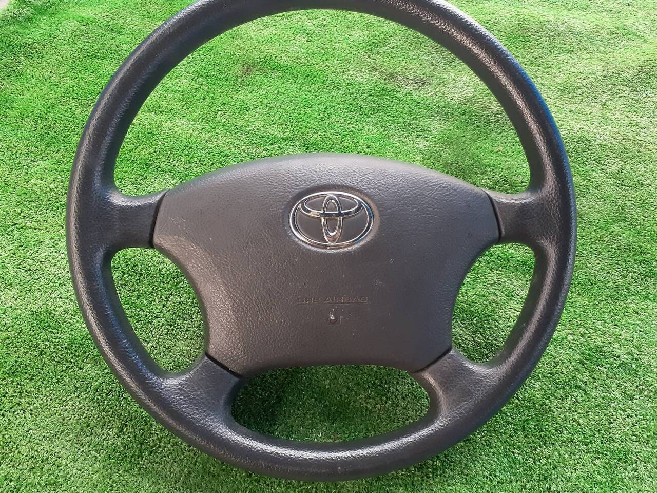 ステアリング トヨタ ハイエース(ADF-KDH201V) (中古)