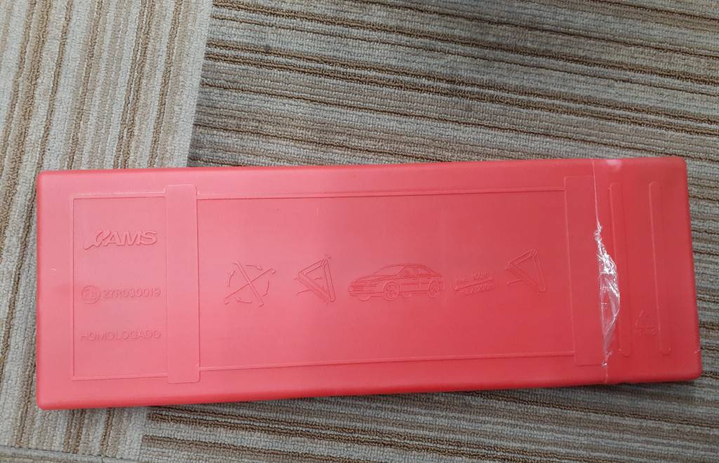 三角版 ケースあり(中古)