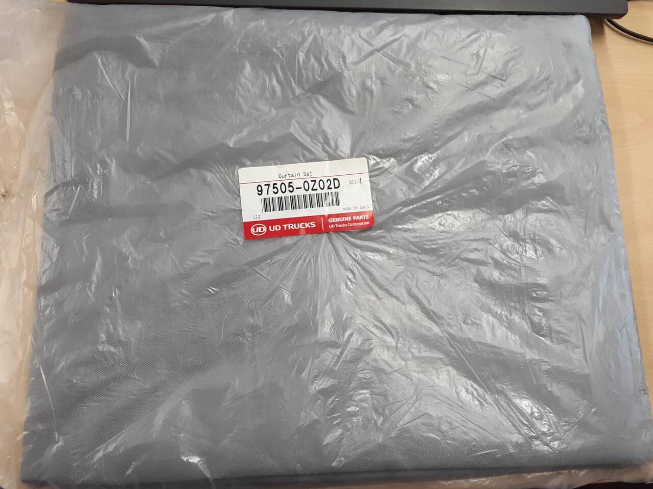 カーテンセット UD (中古)