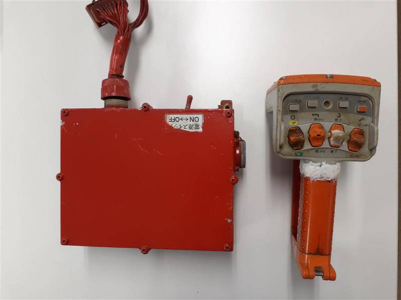 ラジコン 送信機 UNIC RC-100T RC-CBD (中古)