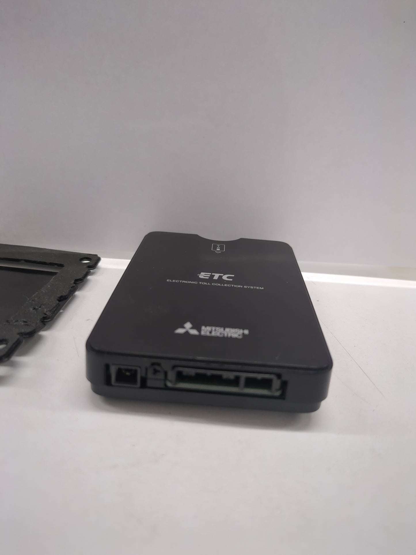 三菱電機 ETC車載器 EP9U716V ケーブル・アンテナ付 (中古)