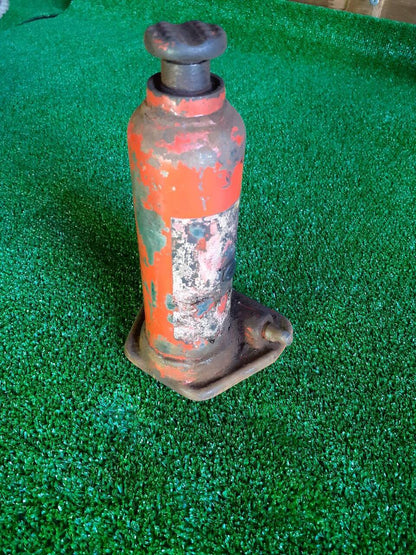 ジャッキ　（中古）