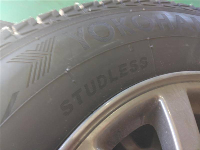 （棚卸まとめ売り）スタッドレスタイヤ5本　【YOKOHAMA】【195/80R15】（中古）