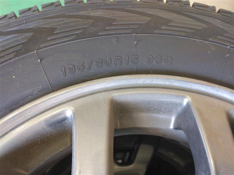 （棚卸まとめ売り）スタッドレスタイヤ5本　【YOKOHAMA】【195/80R15】（中古）