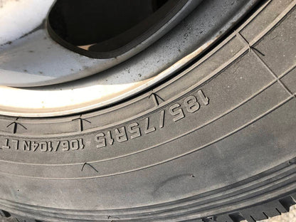 タイヤ　６本セット　ダンロップ　185/75R15 106/104L LT   （中古）