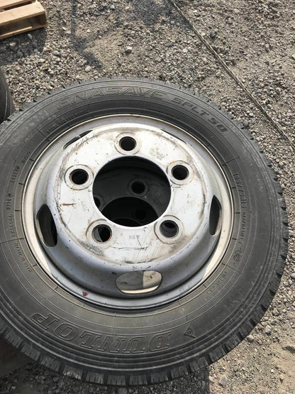タイヤ　６本セット　ダンロップ　185/75R15 106/104L LT   （中古）