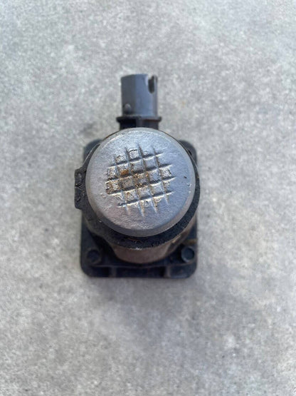 ジャッキ　工具付き　日産　３トン（中古）