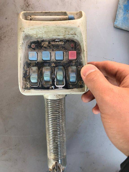 ラジコン　送受信機　　タダノ　送信機　RCSーMM4 　受信機　RCSーMM3  【通電確認済み】　（中古）