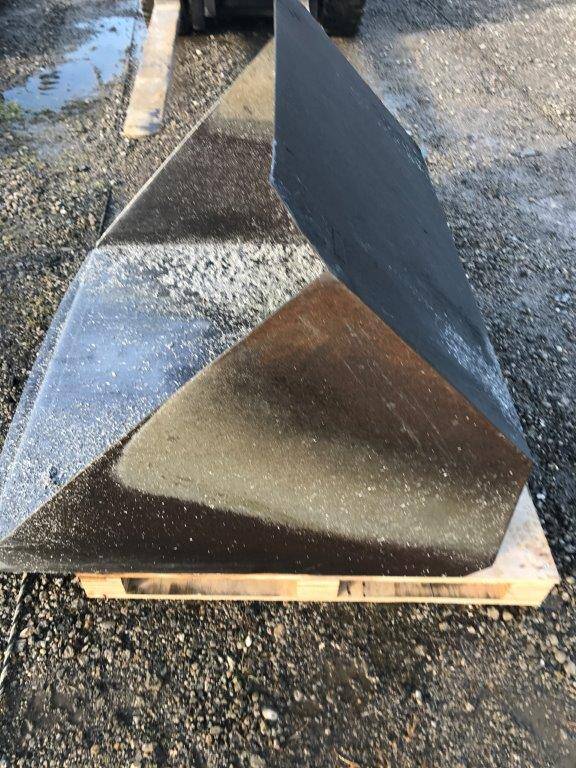 バケツ　バケット　  横幅1200  mm×奥行1100mm×高さ800mm（中古）