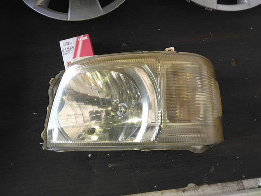 ハイエースヘッドライト純正（L）KDH200V　で使用（中古）