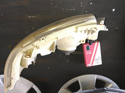 ハイエースヘッドライト純正（L）KDH200V　で使用（中古）