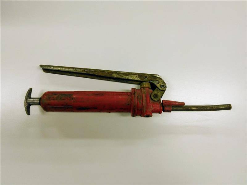 グリースポンプ　メーカー：TCM 　型式：L-90-D  (中古)