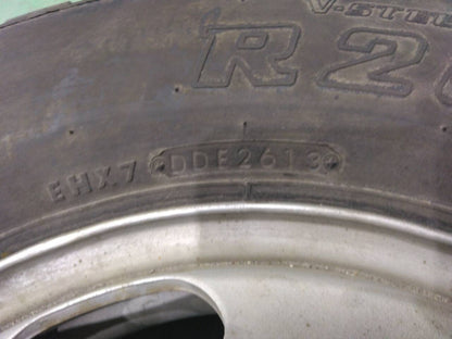 弥富纏め売り タイヤ　１本　ブリジストンR202 195/75R15-109/107L LT（中古）