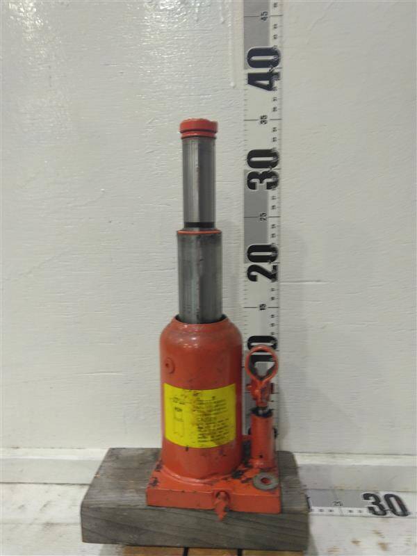 ジャッキ　工具付きジャッキ　SM042-A   4トン（中古）