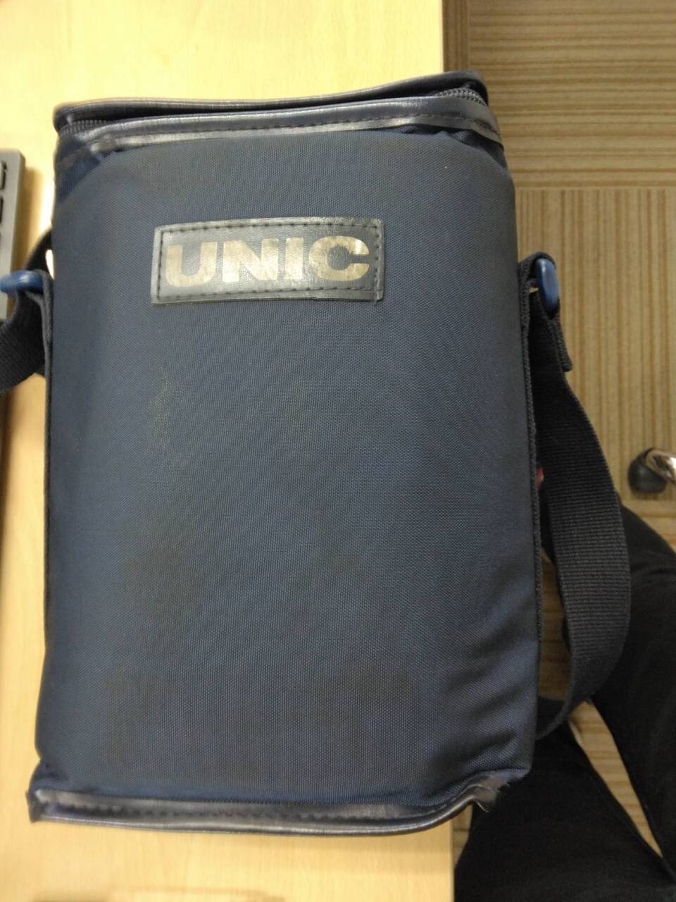 ラジコン　送信機のみ　UNIC　RC-30R-3　【通電確認でいず】（中古）