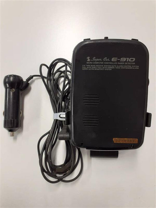 探知機　ユピテル　E-910（中古）