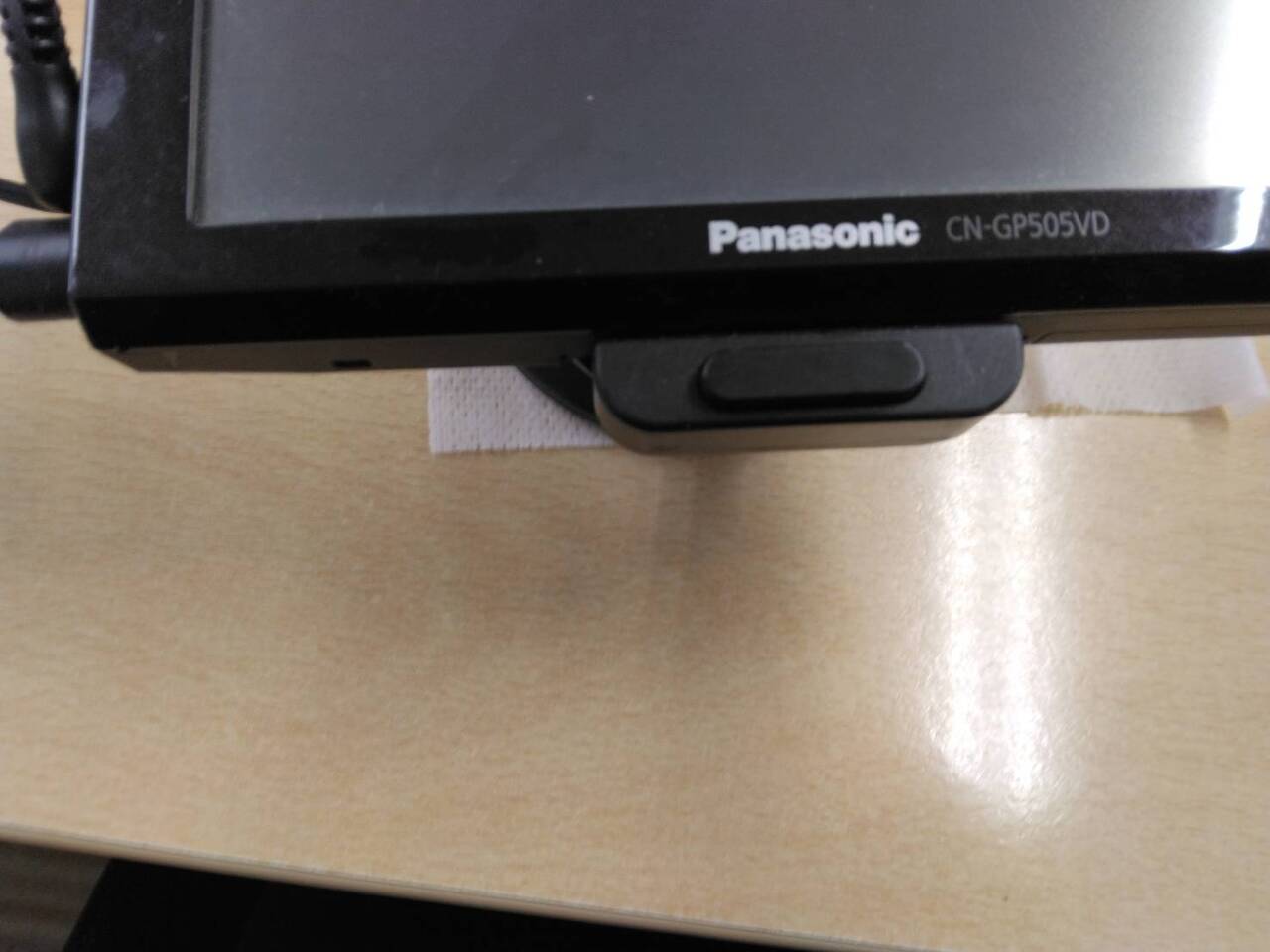 ナビ　　Panasonic　CN-GP5005VD（中古）