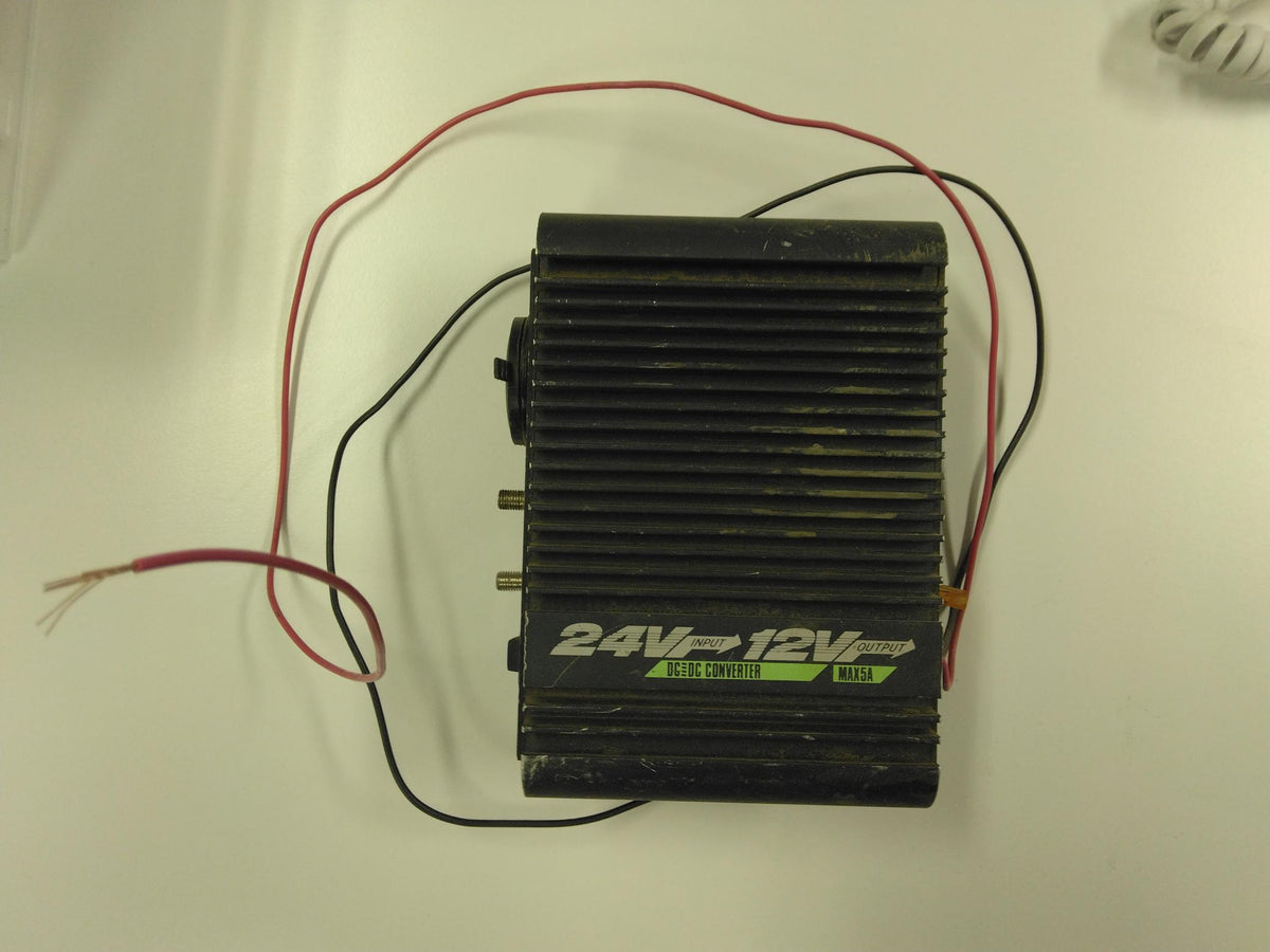 DC/DCコンバーター セルスター DC505 24V→12V変換 5A（中古） – 5CARTO