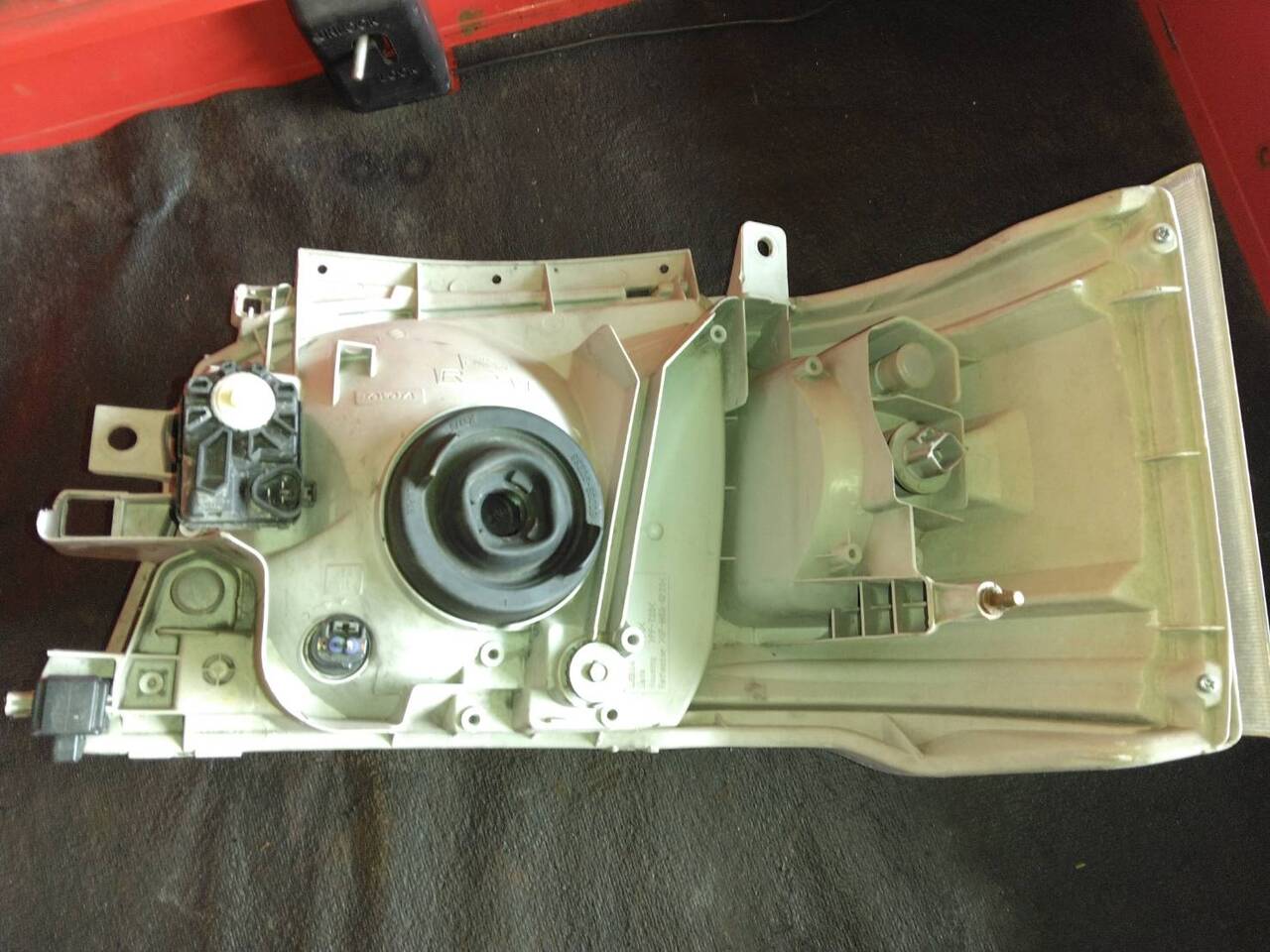 ヘッドライト　（右）KR-KDH205V　で使用（中古）