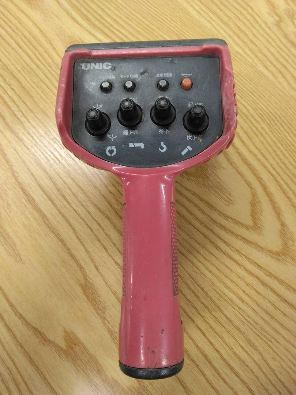 ラジコン　送信機のみ【通電確認済】　UNIC　RC-500FA　コンドルSS KK-MK122GSより回収（中古）