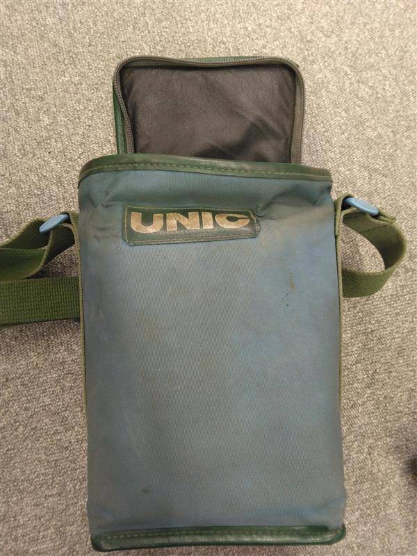 ラジコン　送信機のみ   UNIC　【通電確認済み】（中古）