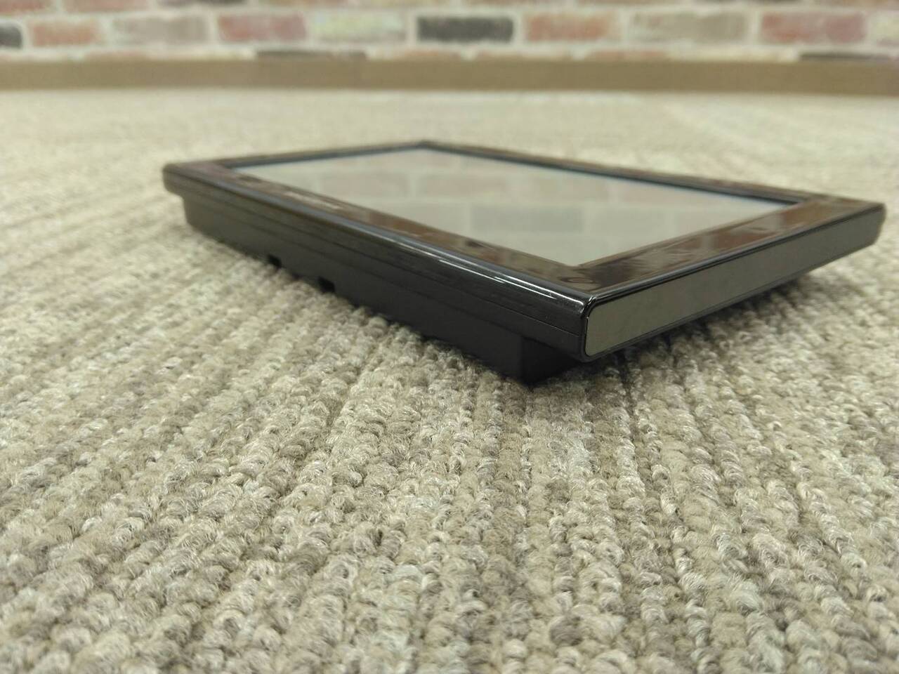 ナビ　INNOVATIVE　WIN-P77DT（中古）